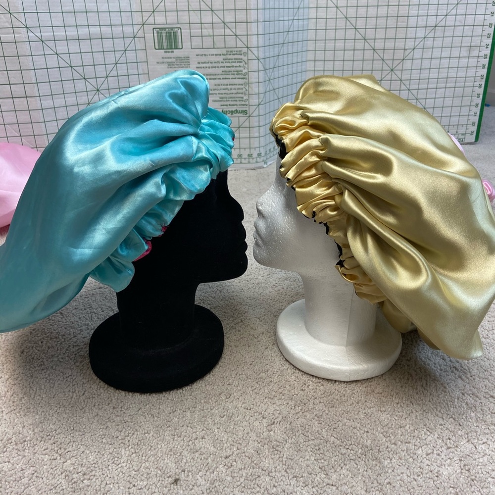 Homemade satin bonnets - Picture 2 of 3
